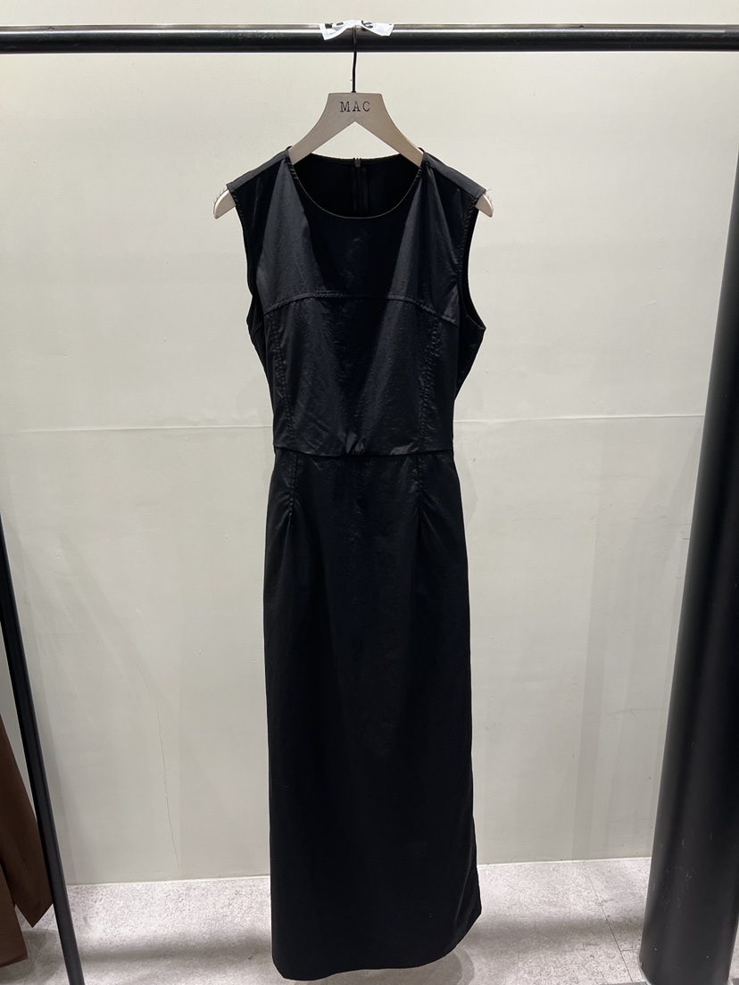 MAC韓國直郵實拍女裝新款時尚26春夏職業熱賣休閑連衣裙開衩THE FORWARD MAC連衣裙圖色3