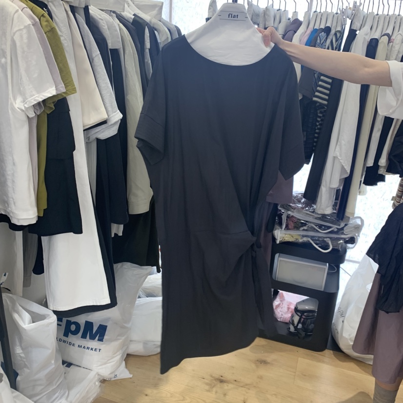 FLAT韓國代購女士新款26春夏休閑人氣熱賣時尚連衣裙褶皺FLAT連衣裙圖色1