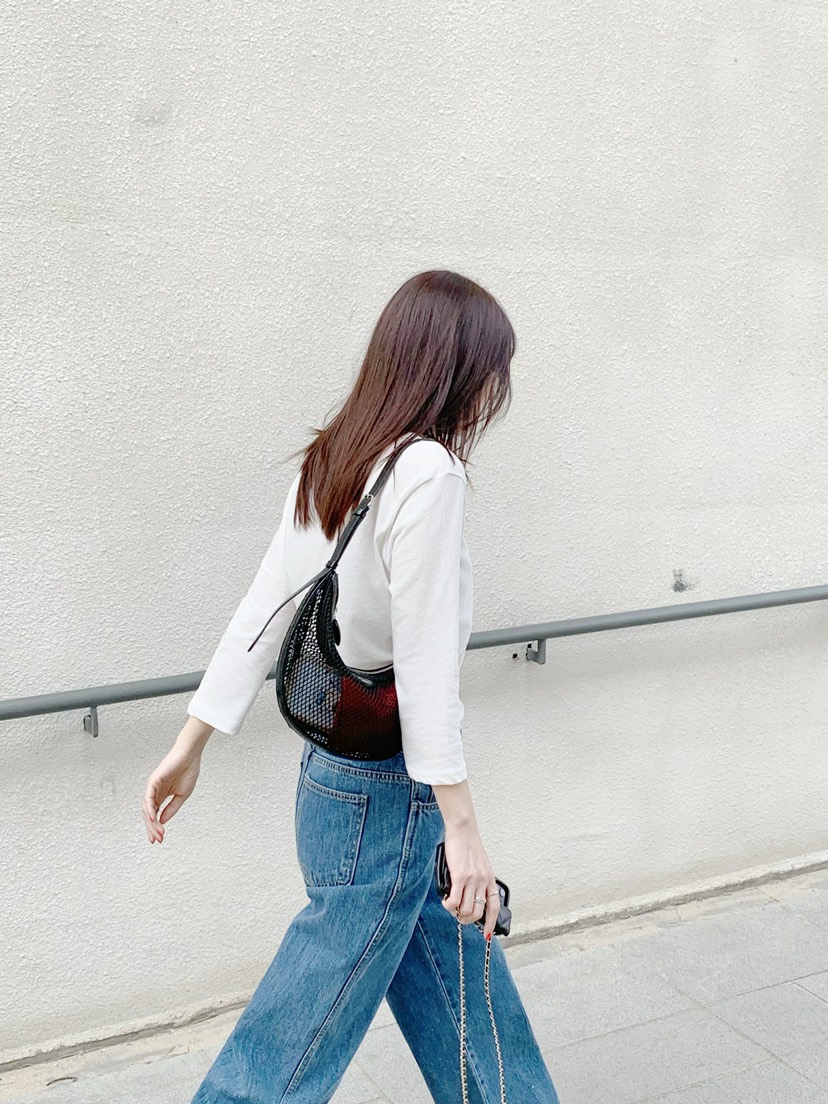 COURGETTE韓國代購女士新款人氣休閑26春夏職業熱賣長袖T恤COURGETTE長袖T恤