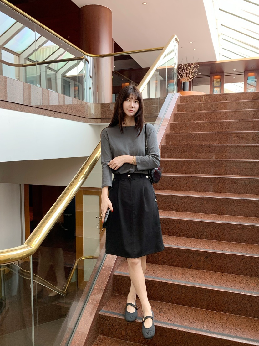 COURGETTE韓國代購女士新款人氣休閑26春夏職業熱賣長袖T恤COURGETTE長袖T恤