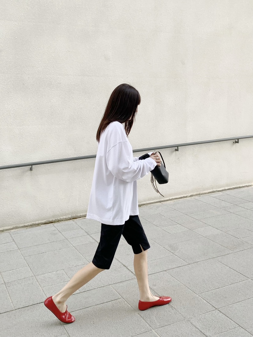 COURGETTE韓國東大門直郵女裝新品推薦熱賣時尚休閑長袖T恤COURGETTE長袖T恤