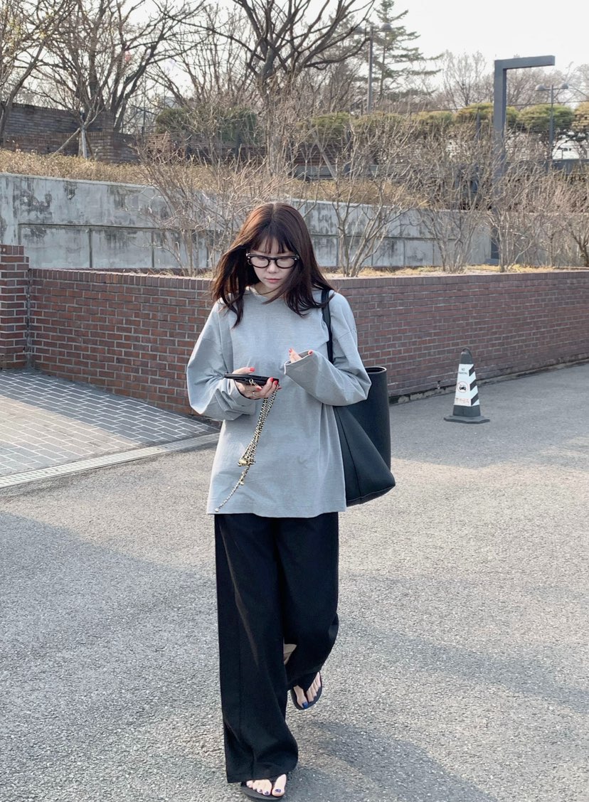 COURGETTE韓國東大門直郵女裝新品推薦熱賣時尚休閑長袖T恤COURGETTE長袖T恤