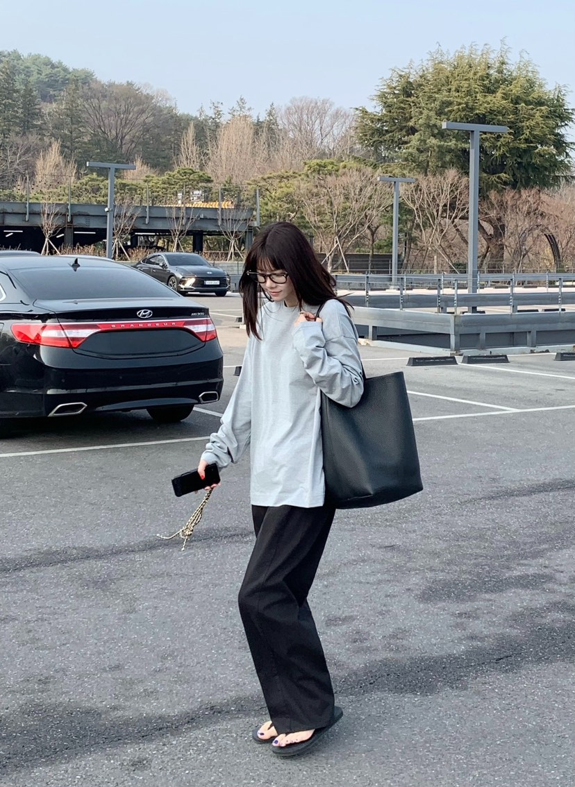 COURGETTE韓國東大門直郵女裝新品推薦熱賣時尚休閑長袖T恤COURGETTE長袖T恤