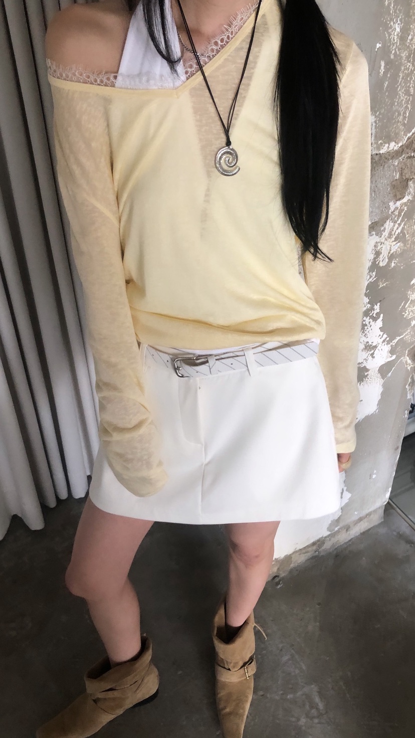 OVER RICH韓國東大門代購女士新款人氣26春夏長袖T恤V領蕾絲OVER RICH長袖T恤