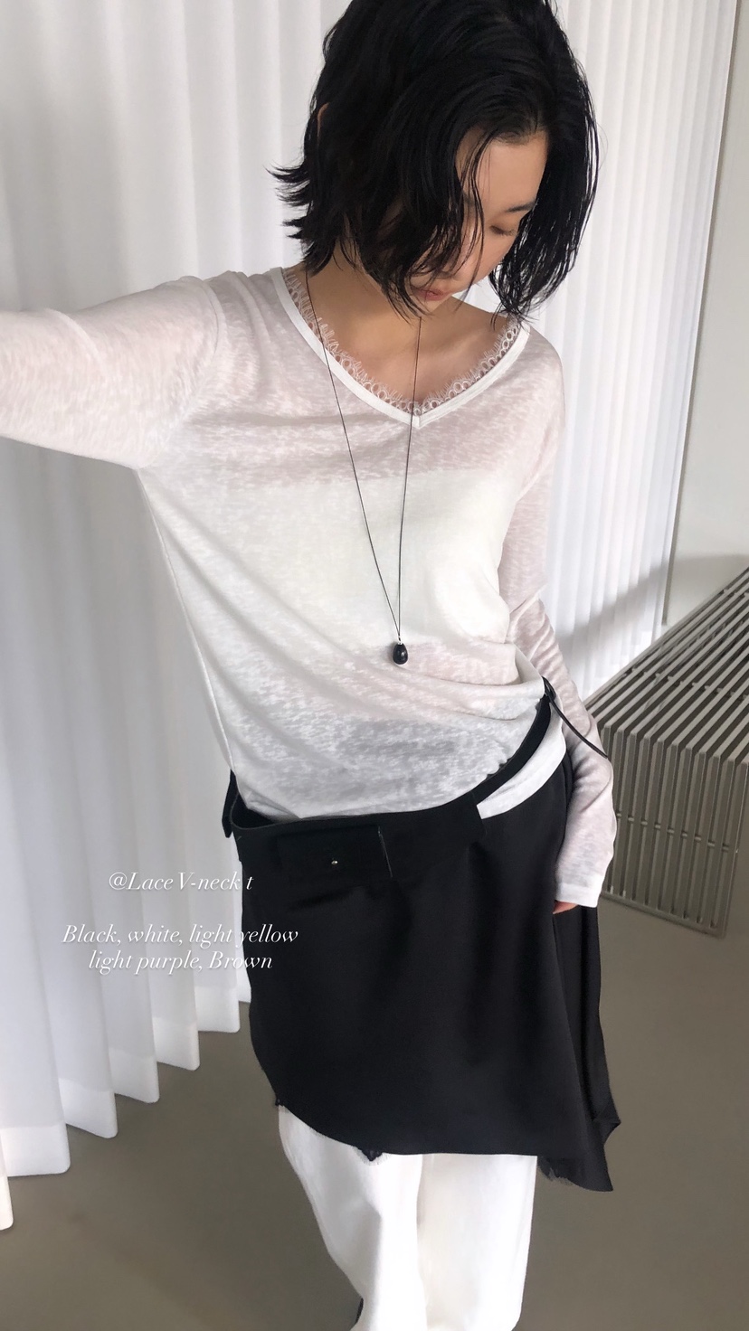 OVER RICH韓國東大門代購女士新款人氣26春夏長袖T恤V領蕾絲OVER RICH長袖T恤