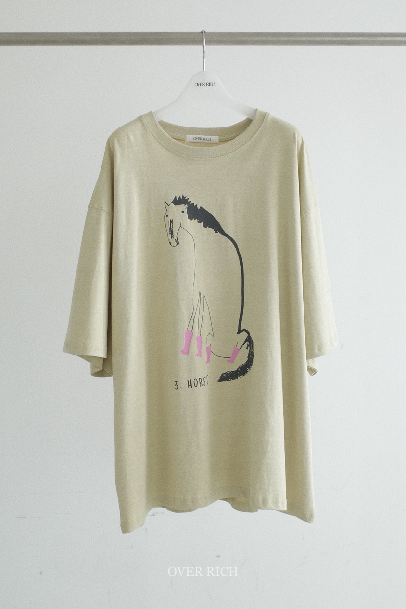 OVER RICH韓國東大門直郵女士新款推薦時尚熱賣休閑人氣T恤OVER RICHT恤圖色1