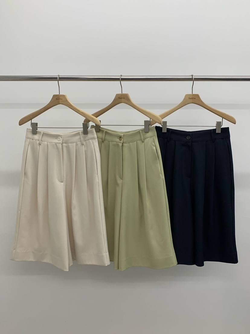 LOVE MY SANTA韓國東大門直郵女士新款人氣職業短褲褶裥Santa/LOVE MY SANTA短褲