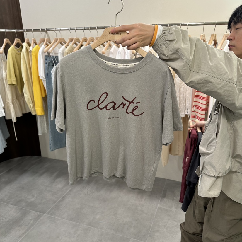 URBANSTORY/REMAKING韓國東大門直郵女士新品職業26春夏T恤Remaking/URBANSTORYT恤圖色1