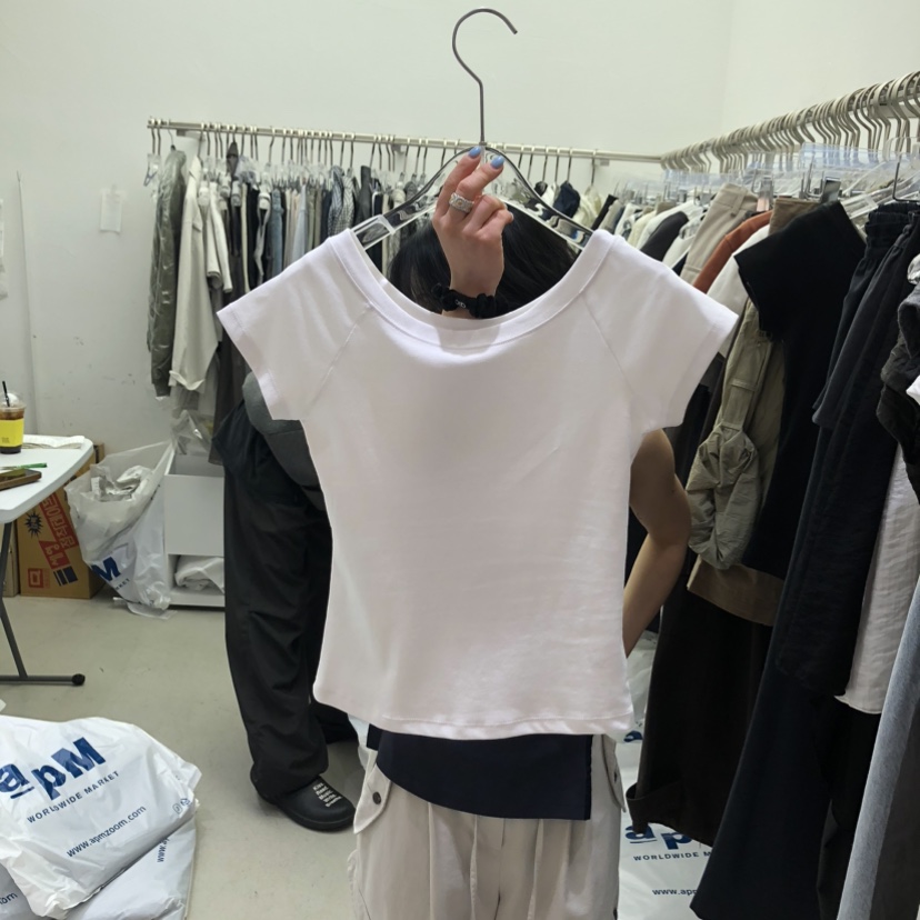 PADO韓國東大門直郵女裝新款推薦職業時尚熱賣休閑T恤插肩袖PADOT恤圖色1