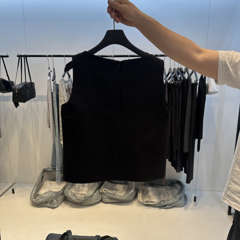 OSOO韓國東大門直郵女裝新品推薦時尚26春夏熱賣吊帶背心OSOO吊帶/背心