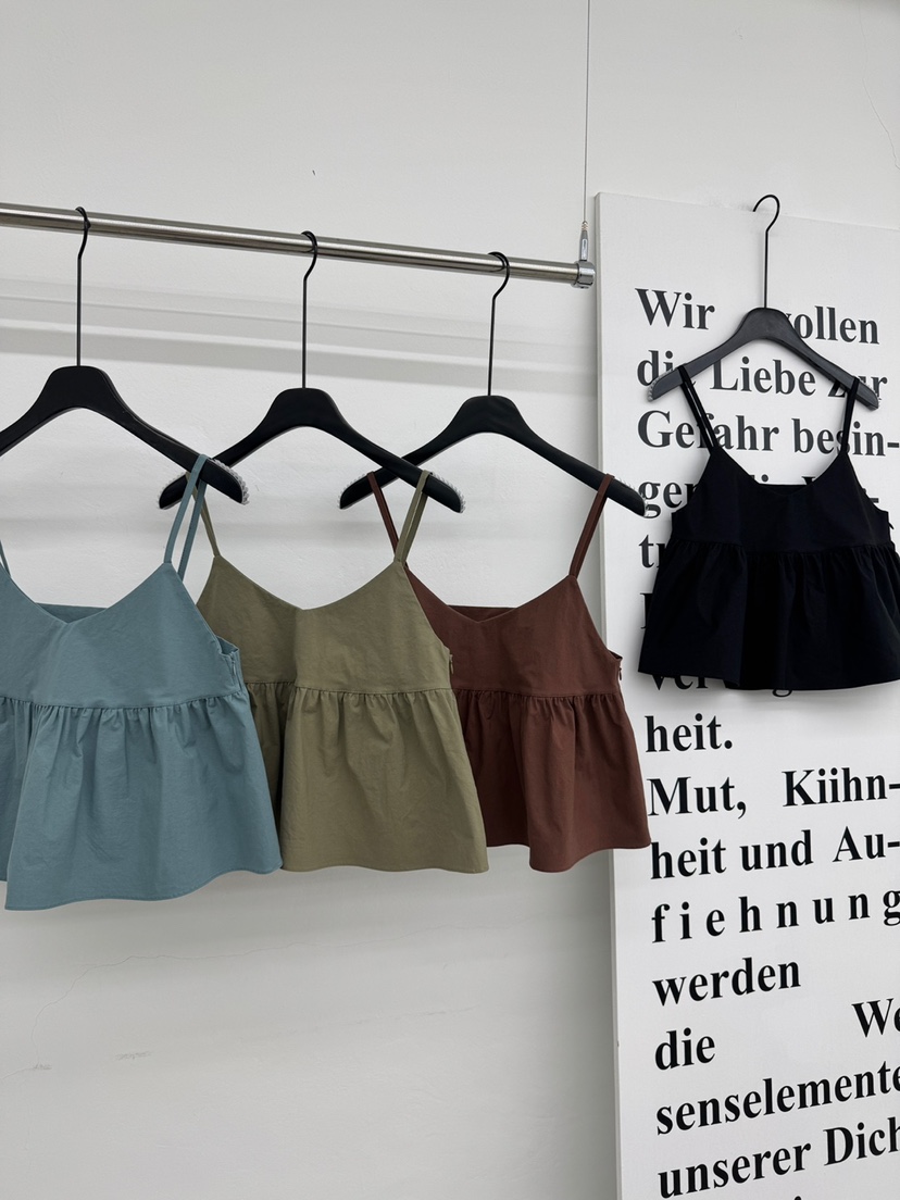 RED-A韓國東大門代購女裝新品推薦職業人氣吊帶背心荷葉邊RED-A吊帶/背心