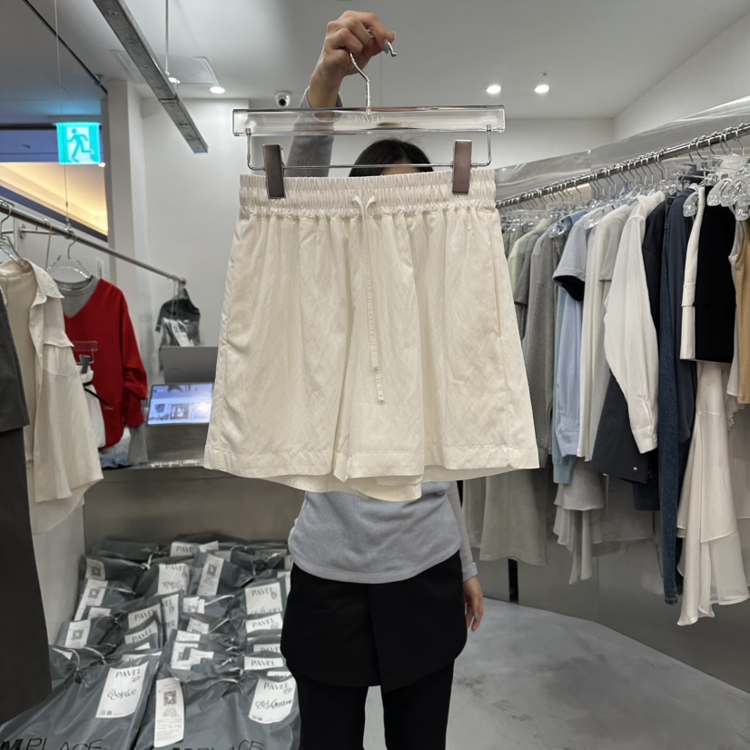 PAVEL韓國直郵實拍女裝新款職業休閑人氣26春夏熱賣推薦短褲PAVEL短褲圖色1