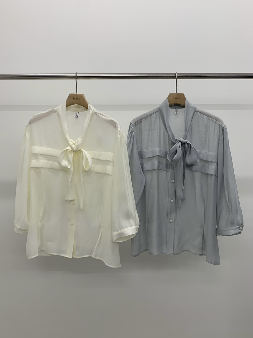 LOVE MY SANTA韓國東大門直郵女士新品26春夏襯衫蕾絲衫褶裥Santa/LOVE MY SANTA襯衫/蕾絲衫