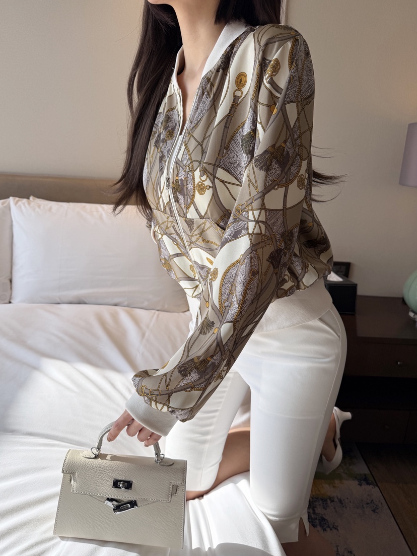 CLOTH韓國東大門代購女士新品人氣26春夏熱賣夾克短款緞面CLOTH夾克