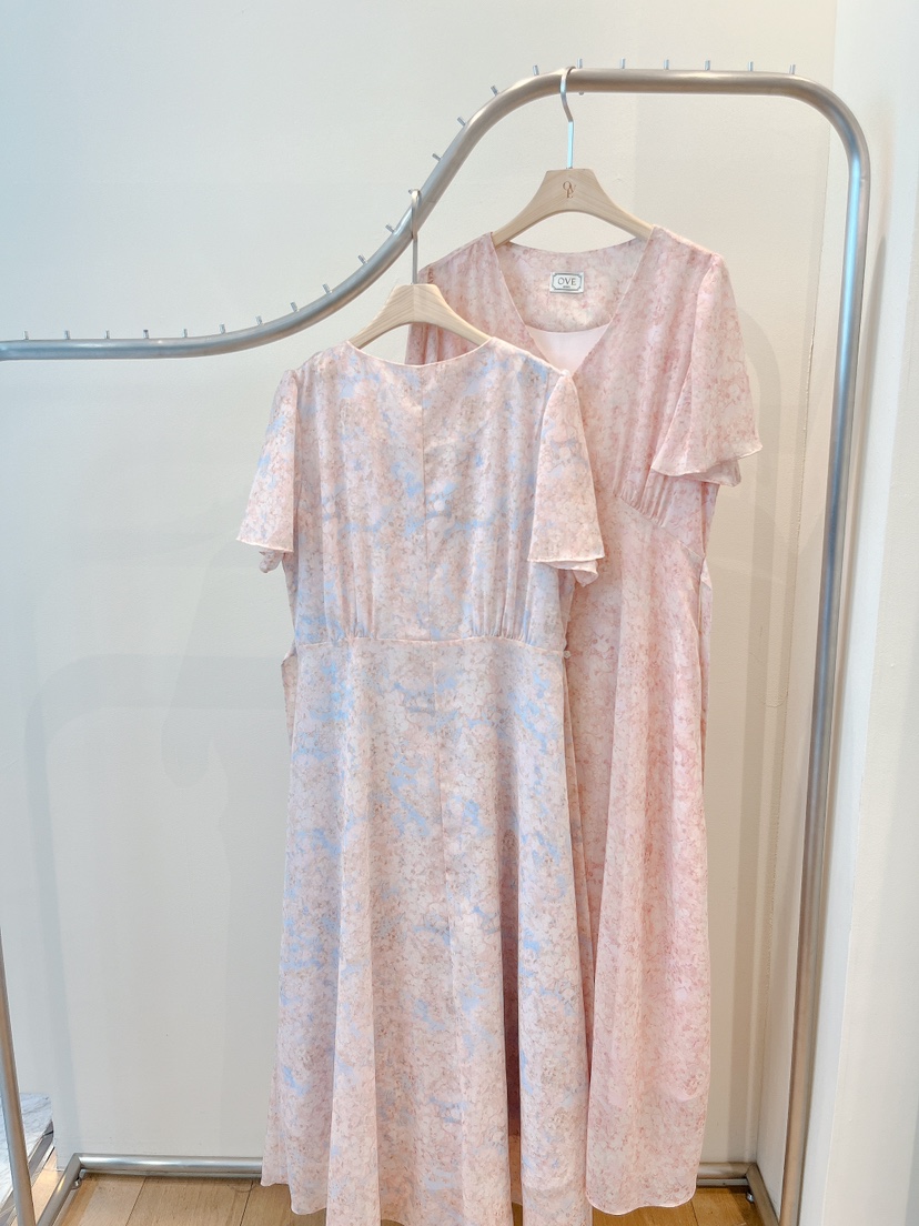 OVE韓國東大門直郵女裝新品熱賣職業26春夏推薦休閑連衣裙OVE連衣裙