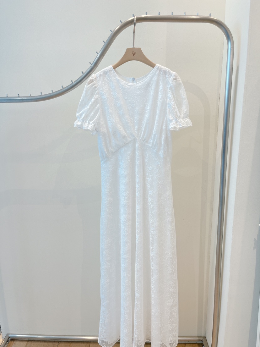 OVE韓國東大門直郵女裝新品人氣時尚推薦26春夏休閑連衣裙OVE連衣裙圖色1