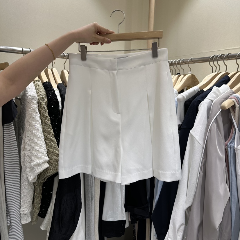 VINTAGE VIBE韓國東大門直郵女士新品時尚職業人氣短褲褶皺VINTAGE VIBE短褲圖色1