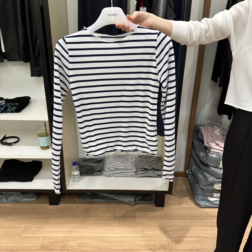 MUYBIEN韓國代購女士新品推薦職業休閑熱賣長袖T恤褶裥條紋MUYBIEN長袖T恤圖色1
