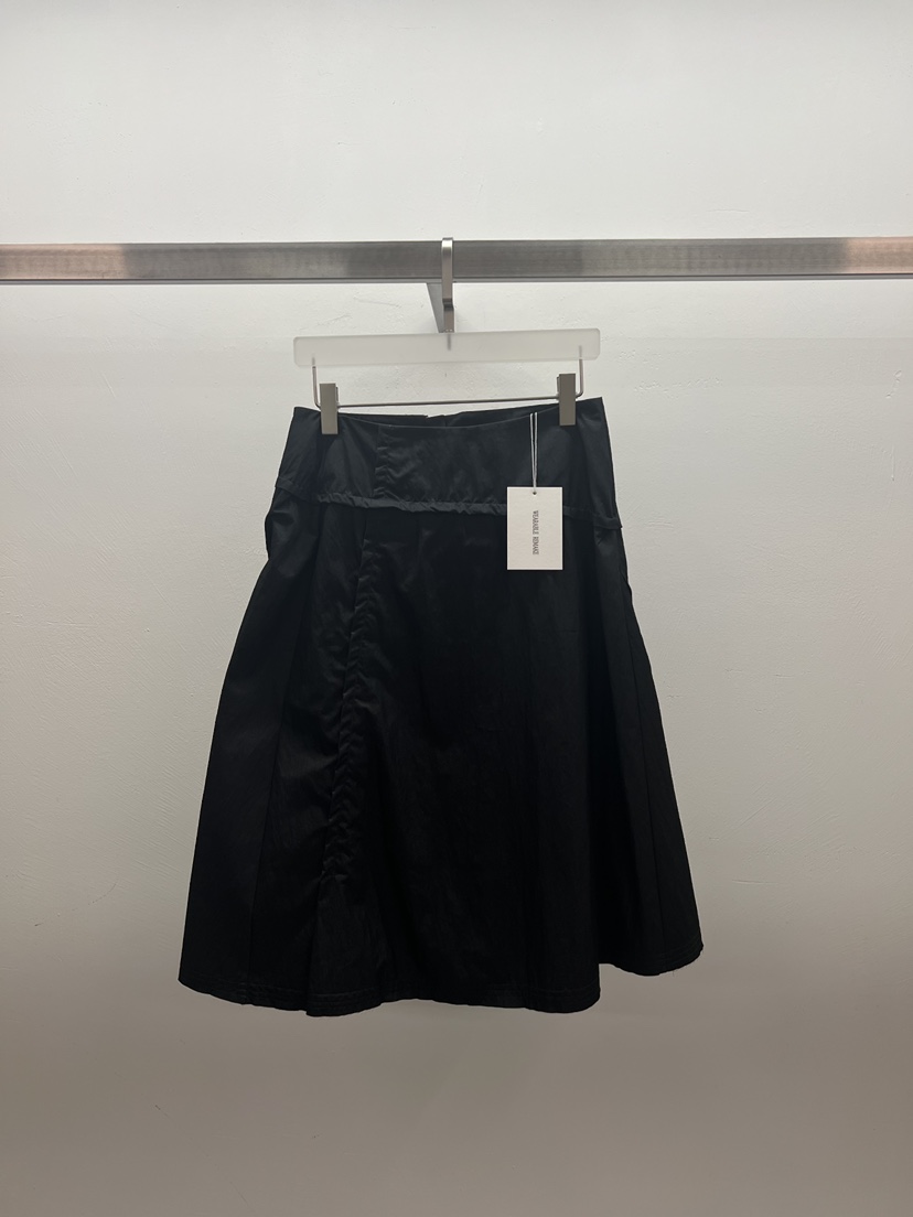 WEARABLE-L韓國東大門代購女士新款26春夏半身裙中短裙不對稱褶皺WEARABLE半身裙/中短裙圖色2