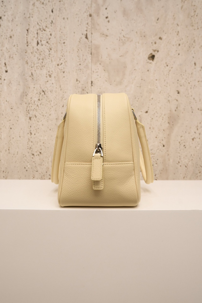 BLOSSOM韓國直郵女士新款26春夏職業人氣熱賣手提包迷你包BLOSSOM手提包