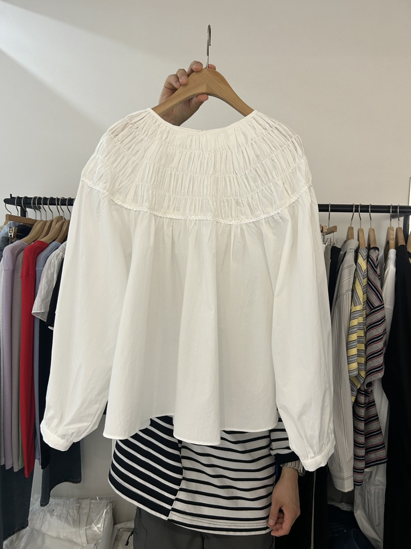 AS THOUGHT韓國東大門代購女士新款26春夏時尚襯衫蕾絲衫AS THOUGHT襯衫/蕾絲衫圖色1