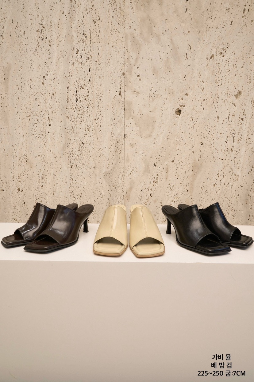 BLOSSOM韓國東大門直郵女裝新品熱賣人氣時尚推薦涼鞋拖鞋BLOSSOM涼鞋/拖鞋