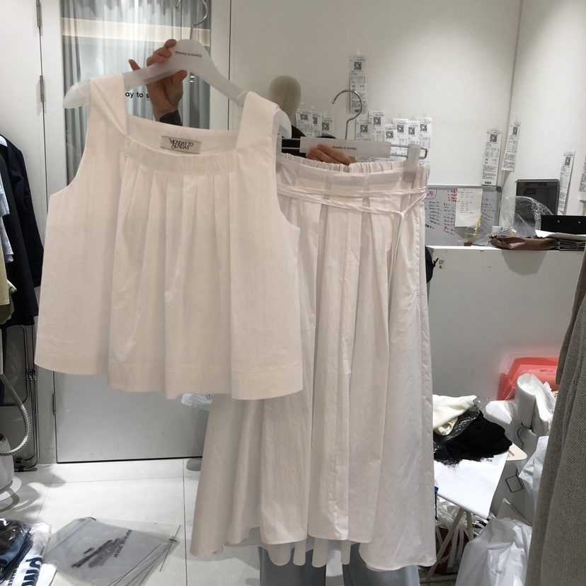 MONDAY TO SUNDAY韓國東大門直郵女裝新款熱賣吊帶背心MONDAY TO SUNDAY吊帶/背心