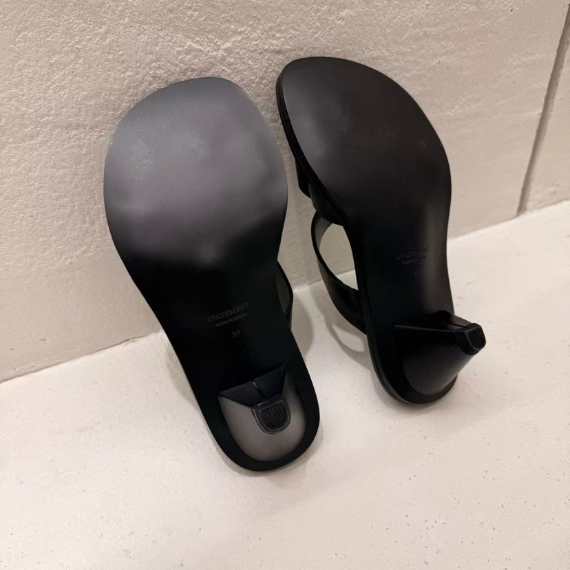 STATEMENT韓國代購女裝新款26春夏職業休閑推薦時尚涼鞋拖鞋STATEMENT涼鞋/拖鞋