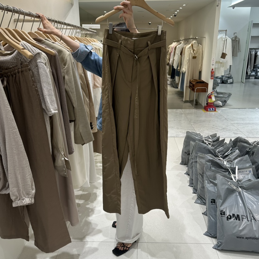 BLUEI-D/N SHARP韓國直郵女裝新款26春夏休閑褲含腰帶Blue i-d/N SHARP休閑褲圖色2