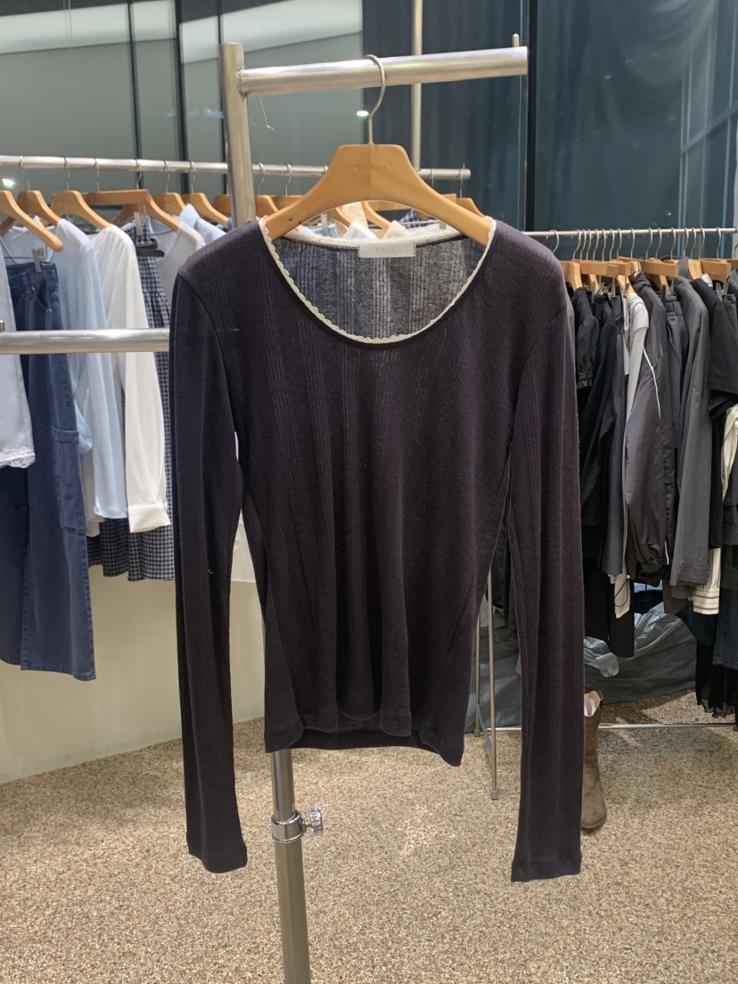 VAARA韓國直郵實拍女士新品26春夏推薦人氣熱賣長袖T恤蕾絲VAARA長袖T恤圖色1