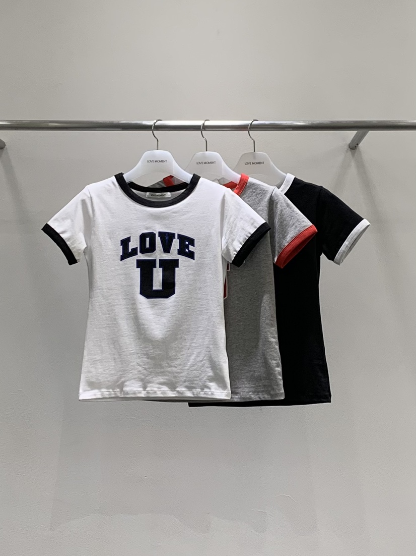 LOVE MOMENT韓國東大門直郵女裝新品推薦人氣職業熱賣T恤LOVE MOMENTT恤
