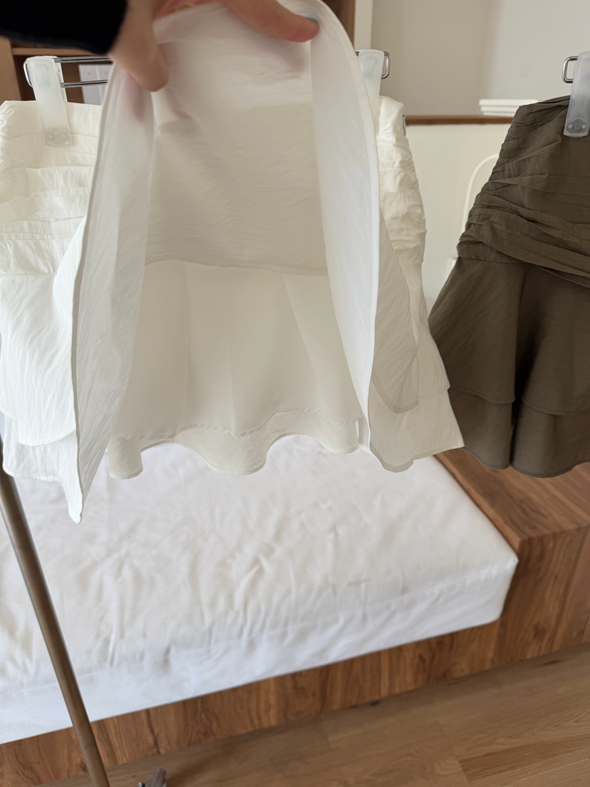 ESCHER韓國東大門直郵女裝新款熱賣推薦26春夏人氣休閑短裙ESCHER短裙