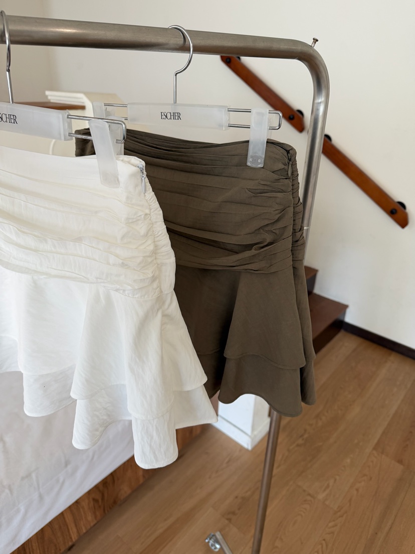 ESCHER韓國東大門直郵女裝新款熱賣推薦26春夏人氣休閑短裙ESCHER短裙