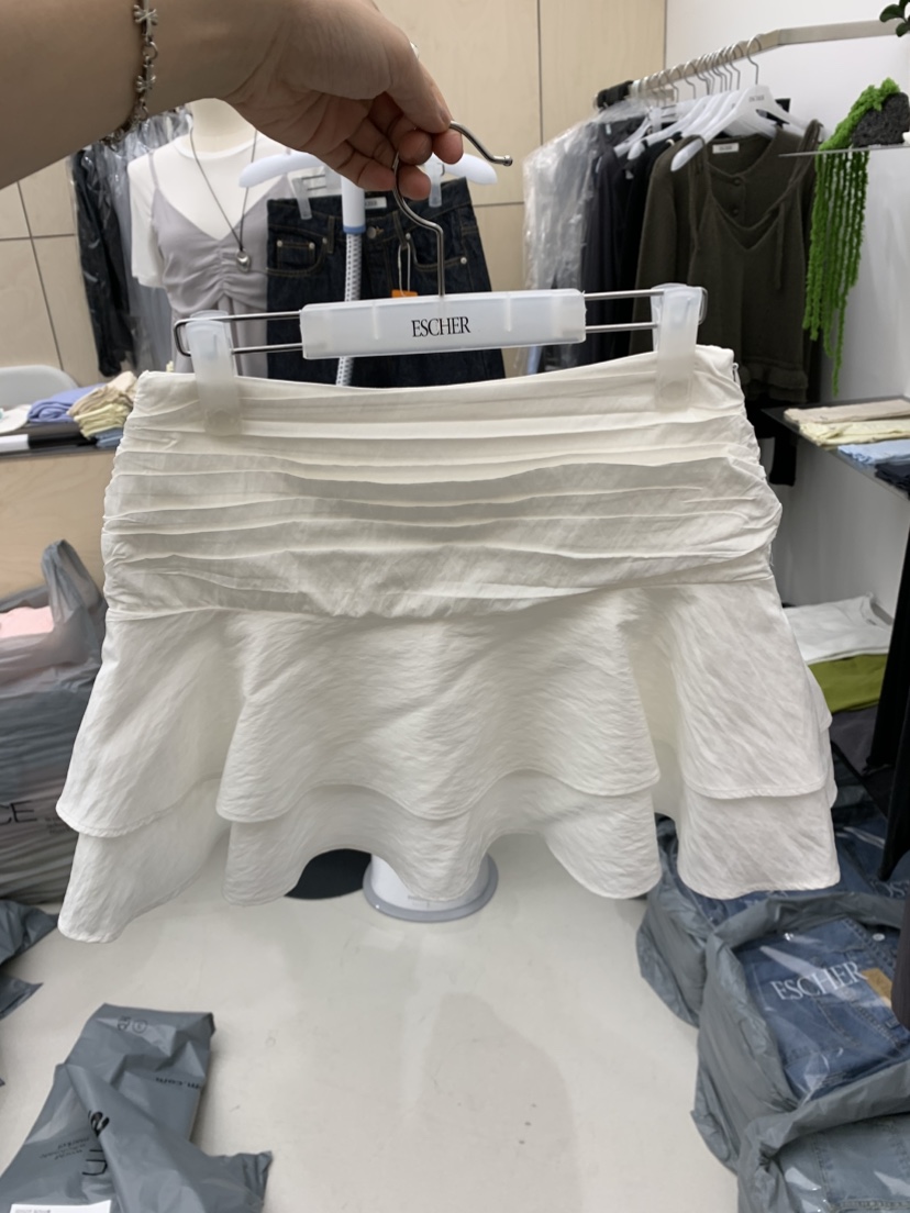 ESCHER韓國東大門直郵女裝新款熱賣推薦26春夏人氣休閑短裙ESCHER短裙圖色2