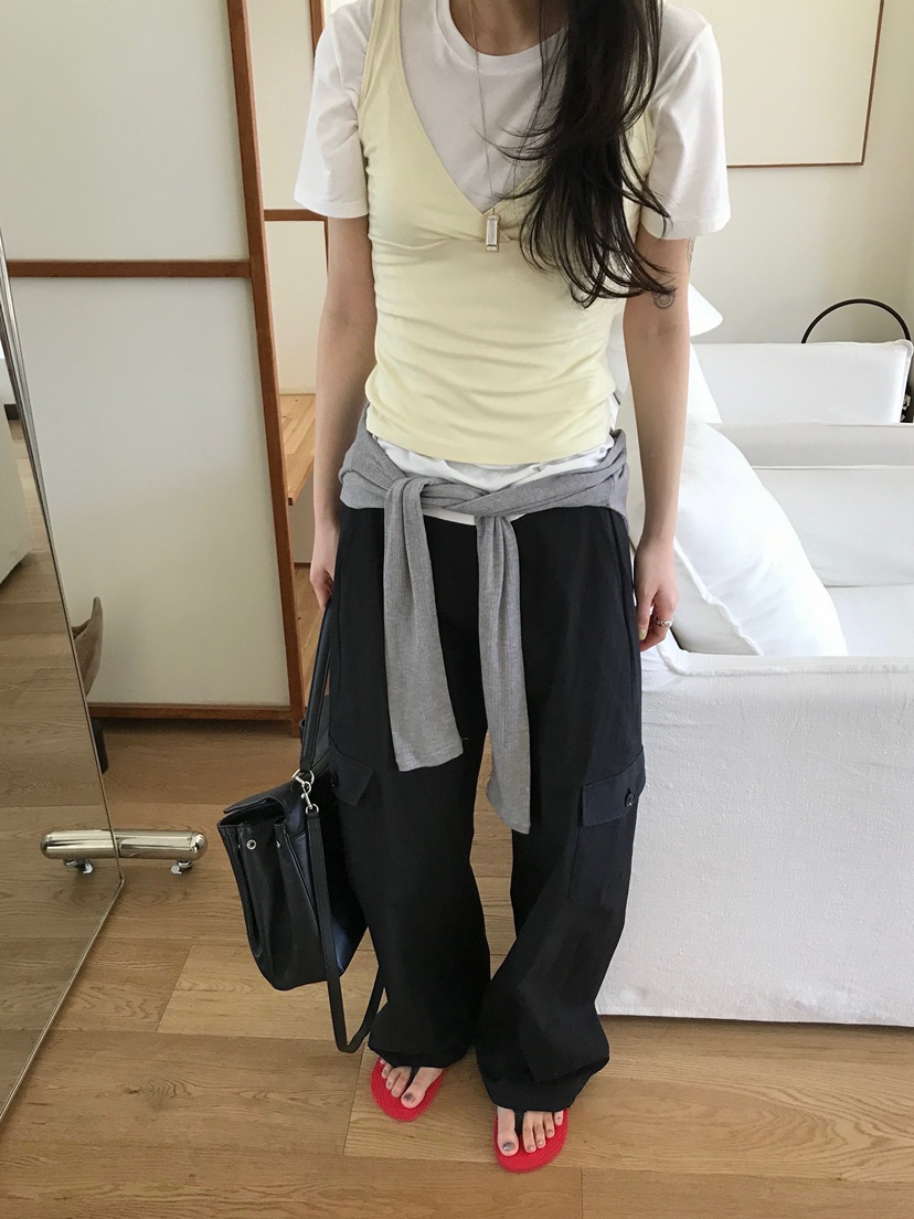 ESCHER韓國直郵實拍女士新款時尚推薦熱賣休閑職業人氣T恤ESCHERT恤