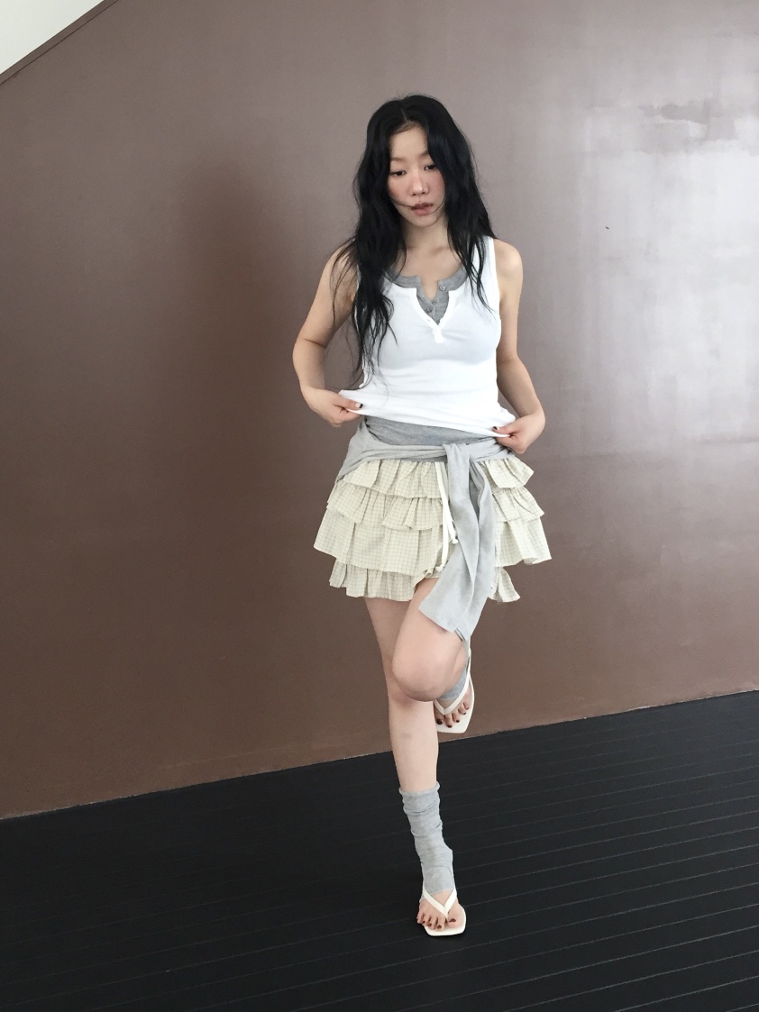 LOVE MOMENT韓國代購女裝新品熱賣職業26春夏時尚短裙格子LOVE MOMENT短裙