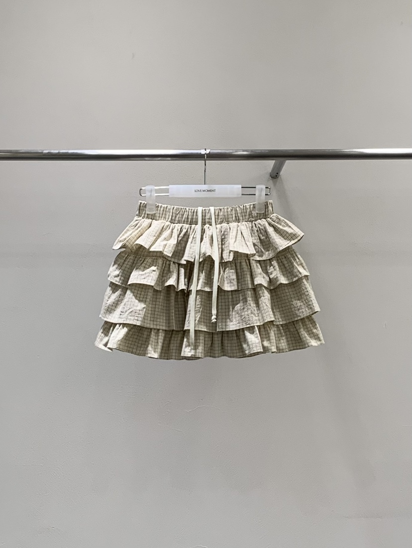 LOVE MOMENT韓國代購女裝新品熱賣職業26春夏時尚短裙格子LOVE MOMENT短裙圖色1