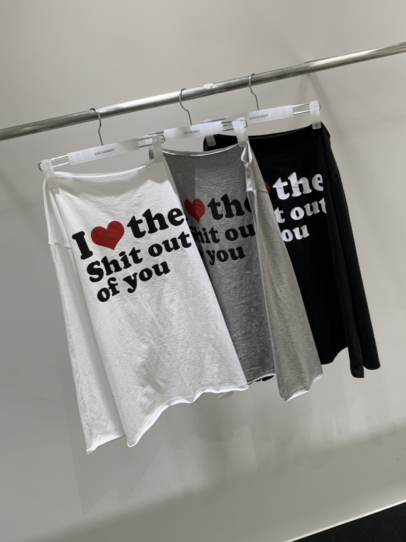 LOVE MOMENT韓國代購女士新品時尚職業人氣休閑26春夏長袖T恤LOVE MOMENT長袖T恤