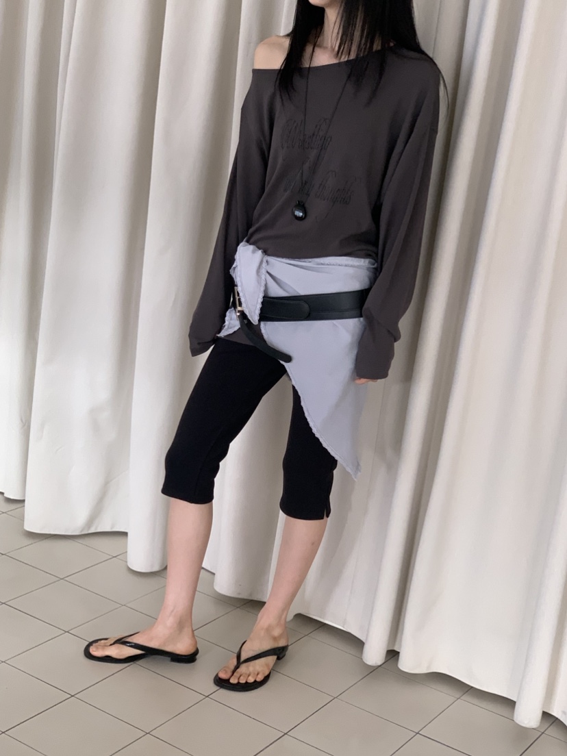 VAARA韓國直郵實拍女士新款人氣熱賣推薦時尚職業長袖T恤VAARA長袖T恤