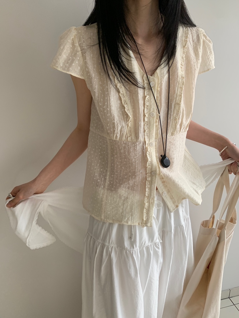 VAARA韓國東大門直郵女士新款人氣26春夏推薦休閑襯衫蕾絲衫VAARA襯衫/蕾絲衫