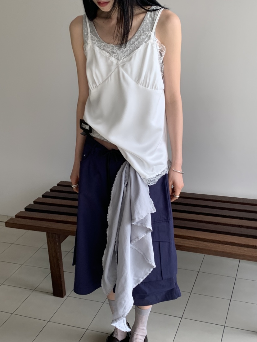 VAARA韓國東大門直郵女士新款人氣26春夏職業吊帶背心緞面VAARA吊帶/背心