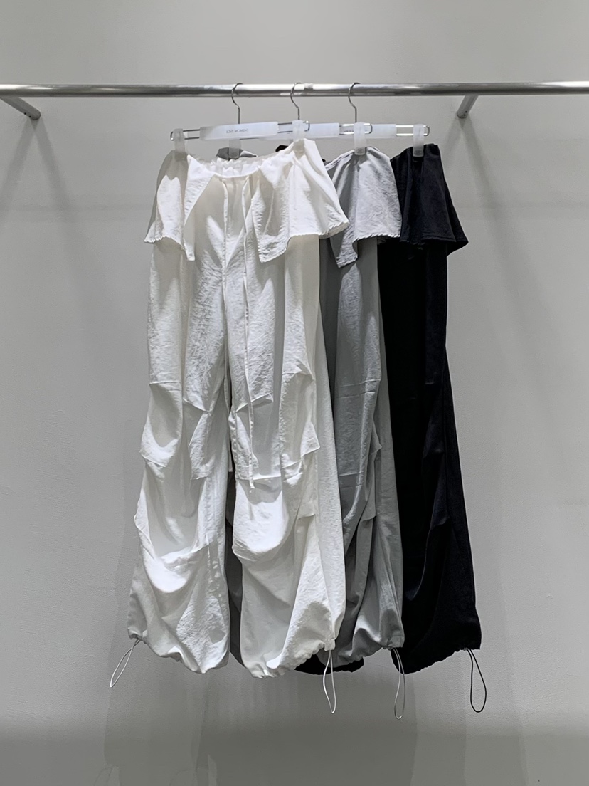 LOVE MOMENT韓國直郵女士新品26春夏職業推薦時尚休閑短褲LOVE MOMENT短褲