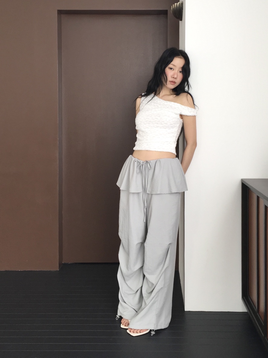 LOVE MOMENT韓國直郵女士新品26春夏職業推薦時尚休閑短褲LOVE MOMENT短褲