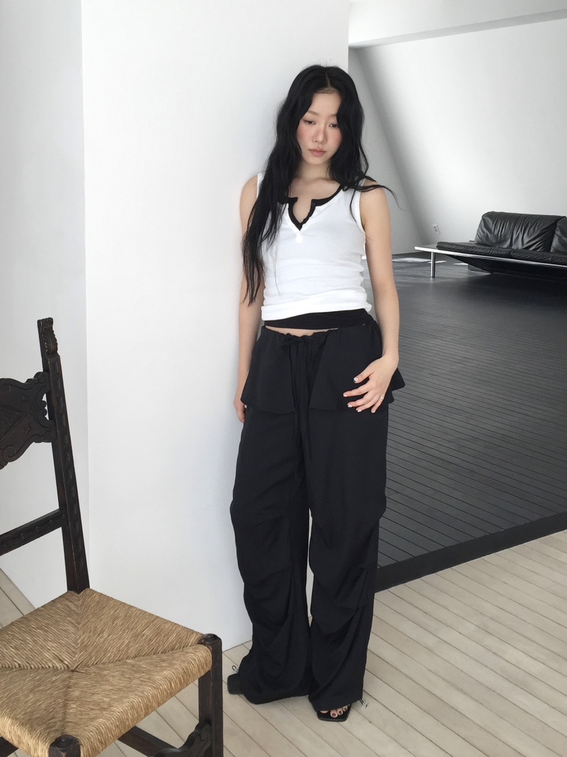 LOVE MOMENT韓國直郵女士新品26春夏職業推薦時尚休閑短褲LOVE MOMENT短褲