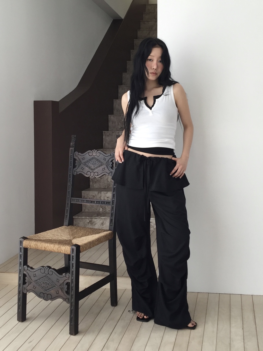 LOVE MOMENT韓國直郵女士新品26春夏職業推薦時尚休閑短褲LOVE MOMENT短褲