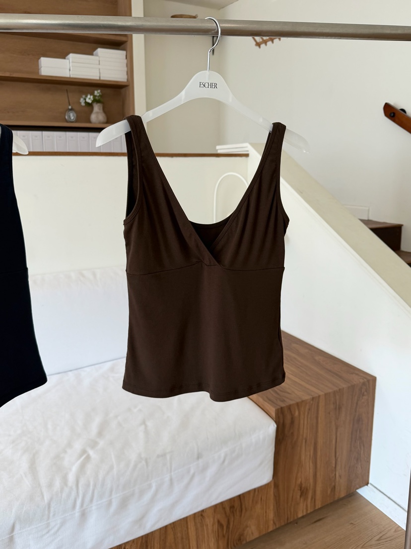 ESCHER韓國東大門直郵女士新品熱賣職業吊帶背心不含內搭ESCHER吊帶/背心圖色1