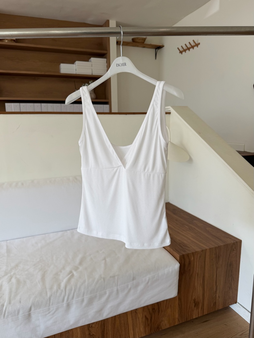 ESCHER韓國東大門直郵女士新品熱賣職業吊帶背心不含內搭ESCHER吊帶/背心圖色3