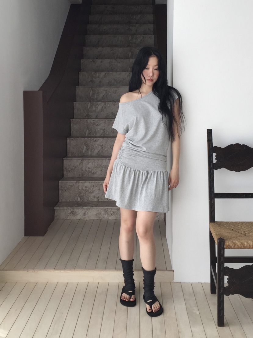 LOVE MOMENT韓國直郵女裝新品休閑熱賣職業時尚連衣裙寬松LOVE MOMENT連衣裙