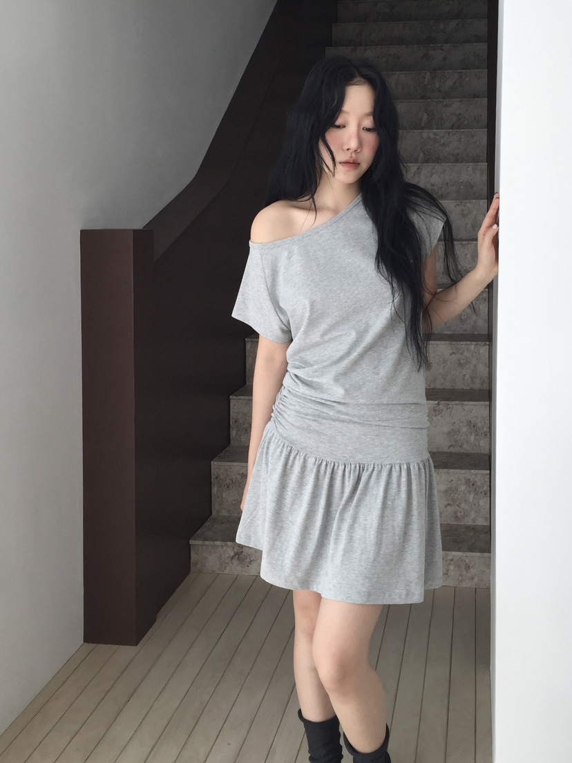 LOVE MOMENT韓國直郵女裝新品休閑熱賣職業時尚連衣裙寬松LOVE MOMENT連衣裙