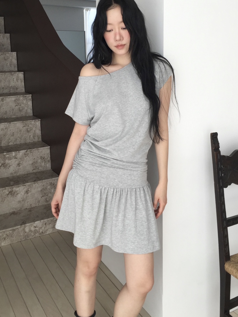 LOVE MOMENT韓國直郵女裝新品休閑熱賣職業時尚連衣裙寬松LOVE MOMENT連衣裙